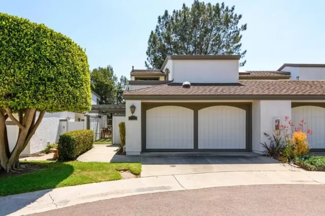 MLS: PTP2504961 Condo For Sale