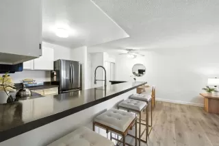 Photo #5: PTP2504963 Listing