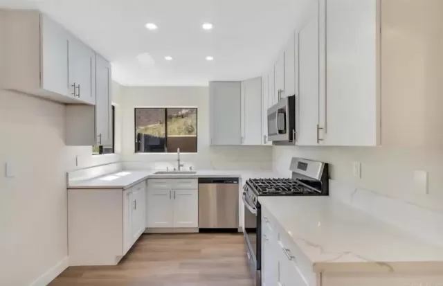 MLS: PTP2505012 Condo For Sale