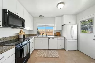 Photo #5: PTP2505053 Listing 