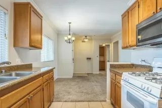 Photo #5: PTP2505137 Listing