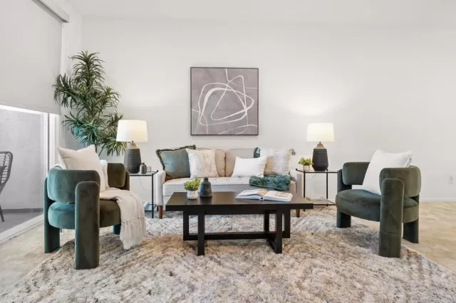 MLS: PTP2505175 Condo For Sale