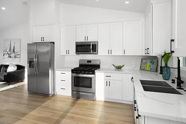 MLS: PTP2505192 Condo For Sale