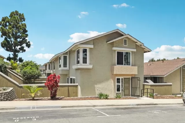 MLS: PTP2505200 Condo For Sale