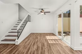 Photo #4: PTP2505211 Listing