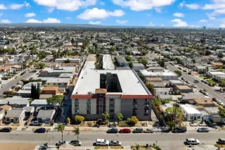 Photo #2: PTP2505429 Listing