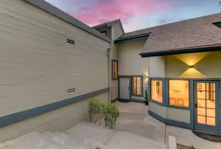 Photo #1: PTP2505445 Listing