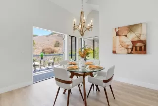 Photo #3: PTP2505445 Listing