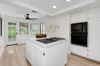 Photo #5: PTP2505445 Listing