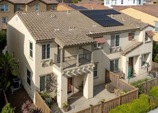 MLS: PTP2505527 Condo For Sale