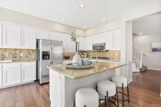 Photo #4: PTP2505531 Listing