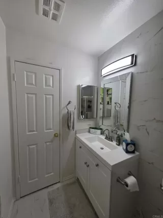 Photo #4: PTP2505588 Listing