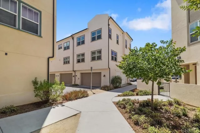 MLS: PTP2505620 Condo For Sale