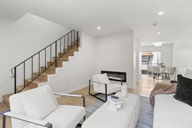 MLS: PTP2505738 Condo For Sale