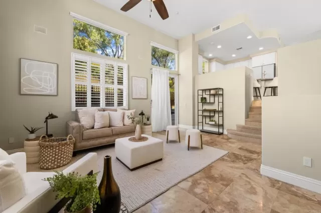 MLS: PTP2505792 Condo For Sale