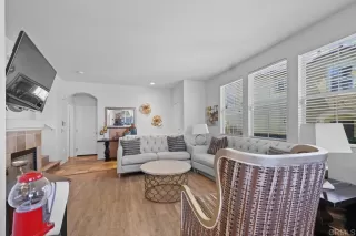 Photo #5: PTP2505839 Listing