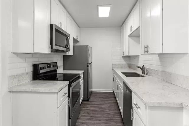 MLS: PTP2505850 Condo For Sale