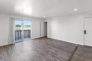 Photo #6: PTP2505850 Listing