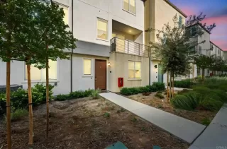 Photo #1: PTP2505880 Listing