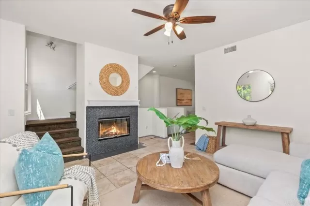 MLS: PTP2505894 Condo For Sale