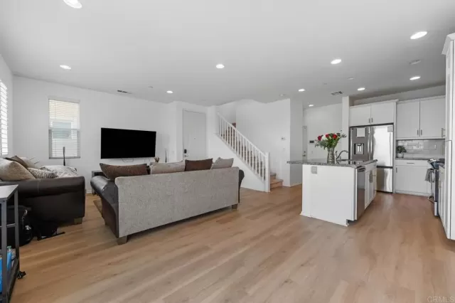 MLS: PTP2505902 Condo For Sale