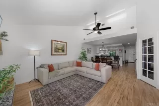 Photo #5: PTP2505928 Listing