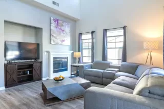 Photo #1: PTP2506018 Listing