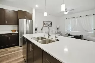 Photo #5: PTP2506302 Listing 