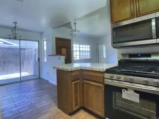 Photo #5: PTP2506340 Listing