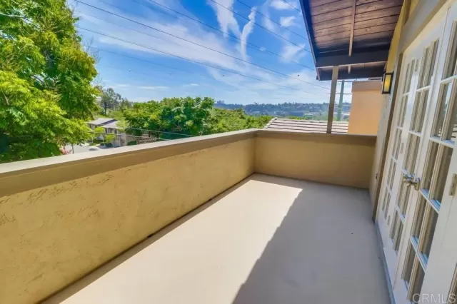 MLS: PTP2506349 Condo For Sale