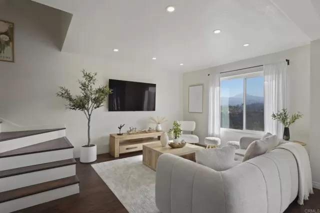MLS: PTP2506362 Condo For Sale