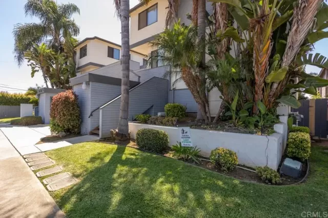 MLS: PTP2506370 Condo For Sale