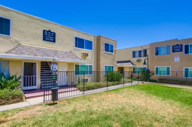 MLS: PTP2506488 Condo For Sale