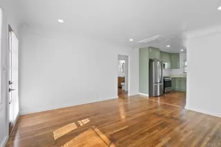 Photo #5: PTP2506533 Listing