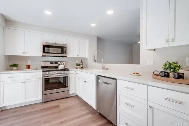 MLS: PTP2506561 Condo For Sale