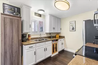 Browse active condo listings in LAS PALMAS CHULA VISTA