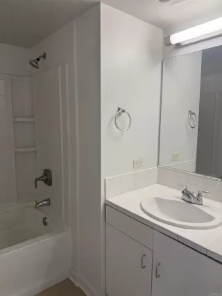 Photo #5: PTP2506640 Listing