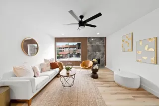 Photo #1: PTP2506694 Listing