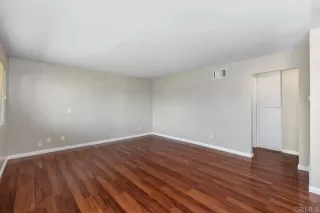 Photo #5: PTP2506708 Listing