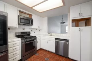 Photo #1: PTP2506709 Listing