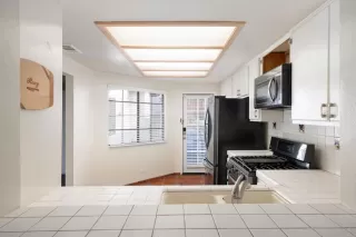 Photo #2: PTP2506709 Listing