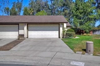 Photo #1: PTP2506784 Listing