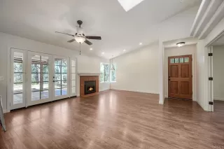 Photo #5: PTP2506784 Listing