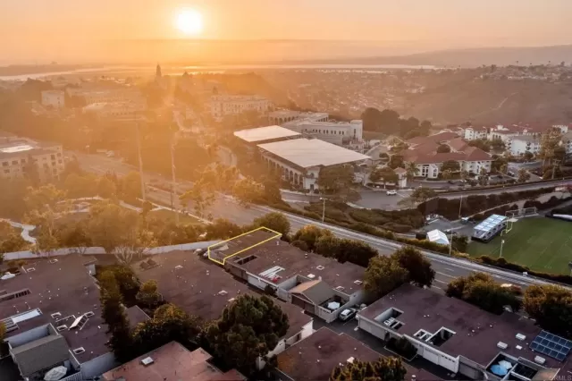 MLS: PTP2506804 Condo For Sale