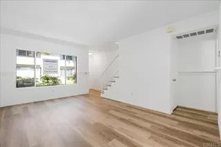 Photo #5: PTP2506834 Listing