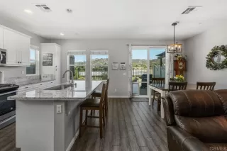 Photo #4: PTP2506866 Listing