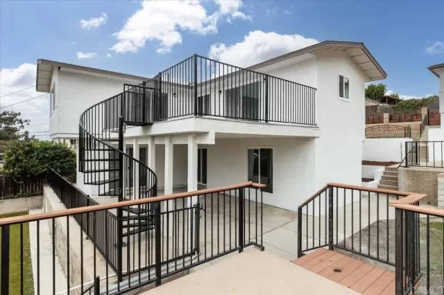 MLS: PTP2506876 Condo For Sale