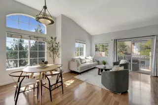 Photo #1: PTP2506955 Listing