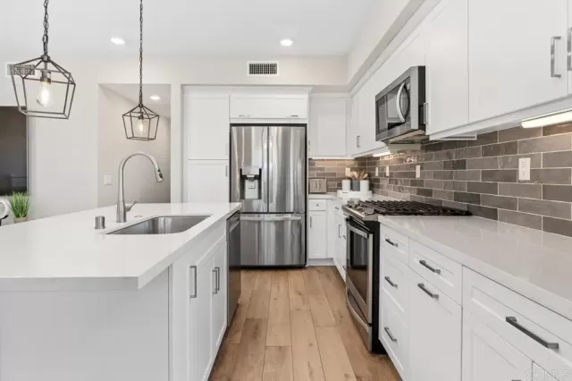 MLS: PTP2506964 Condo For Sale