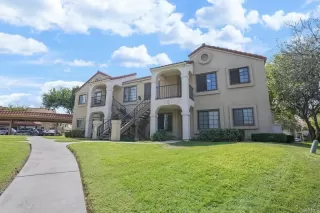 Photo #4: PTP2506995 Listing